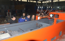 使用萬向聯(lián)軸器對湘潭礦用電機(jī)車有什么好處？