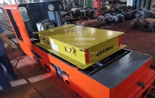 兩臺5噸鋰電池湘潭電機(jī)車發(fā)貨