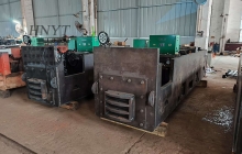 定制型10噸湘潭架線式電機(jī)車測試