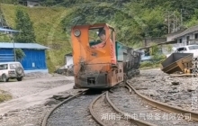 怎么減小井下湘潭電機(jī)車的制動(dòng)距離？